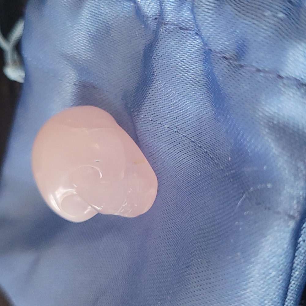 Mini Rose Quartz Skull